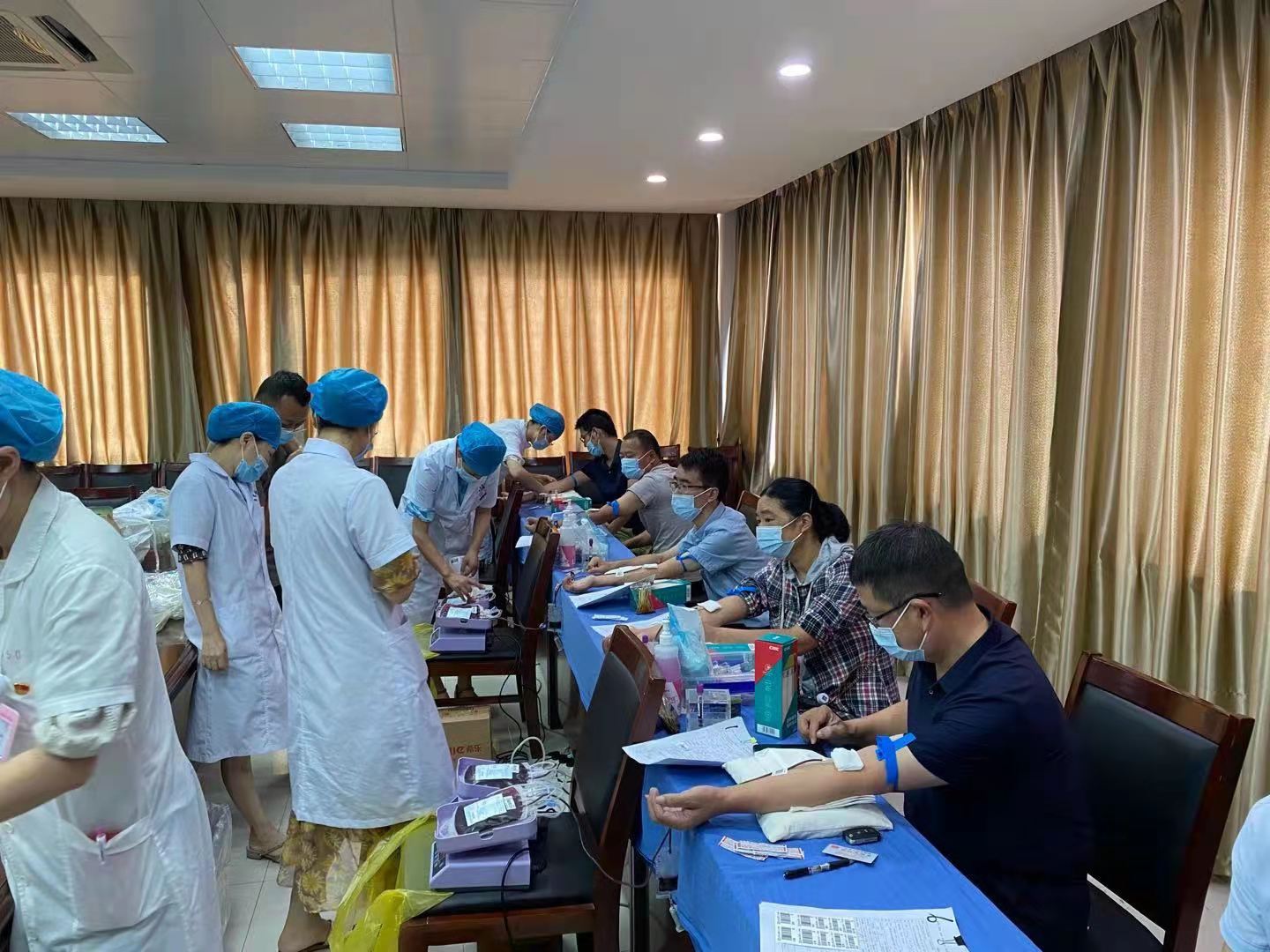 點(diǎn)滴熱血 溫暖人心